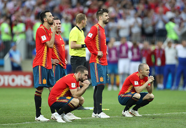 西班牙横扫对手，取得双杀胜利