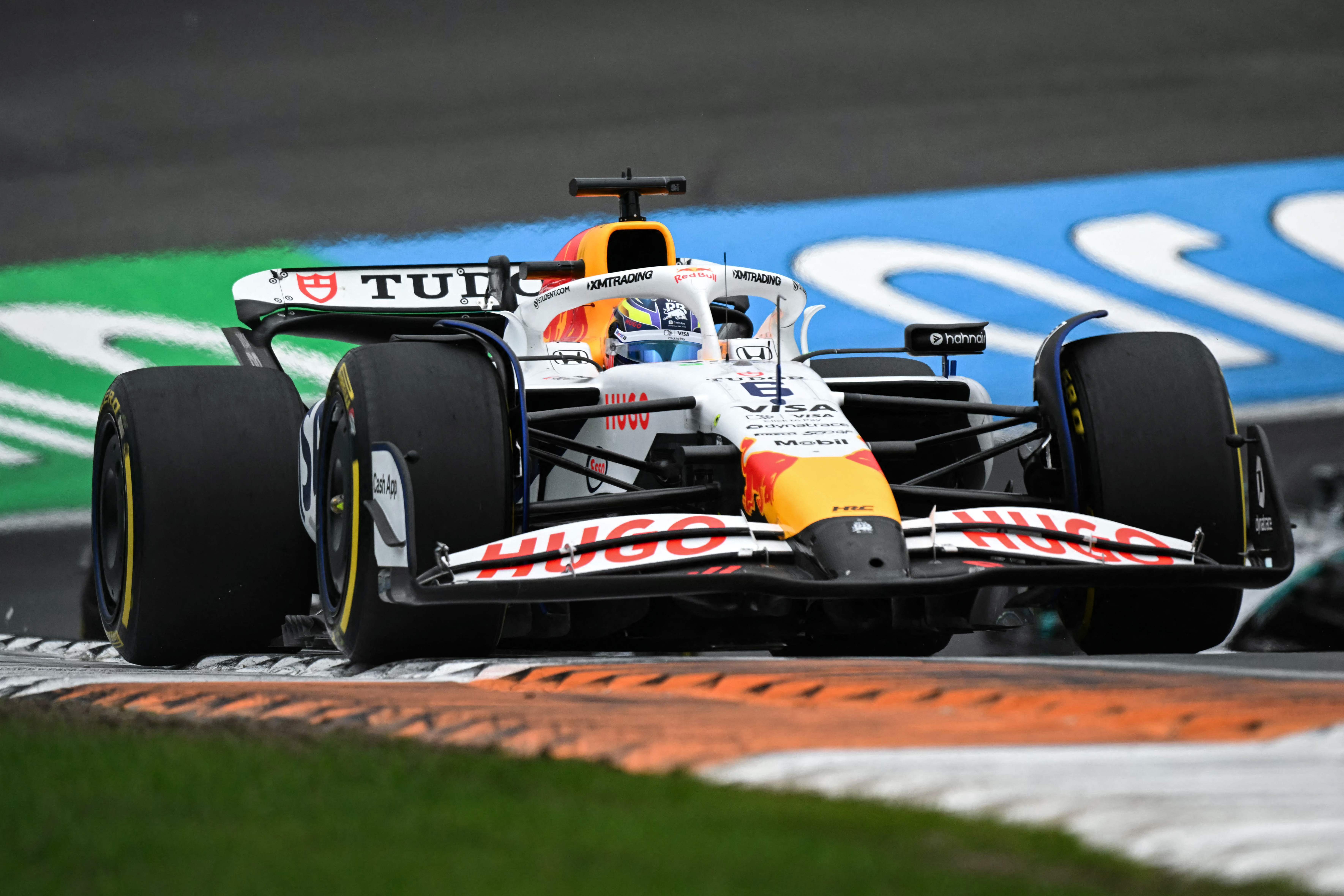 法拉利逆转红牛二队,皮亚斯特里高光表现 法拉利逆转红牛二队,皮亚斯特里高光表现