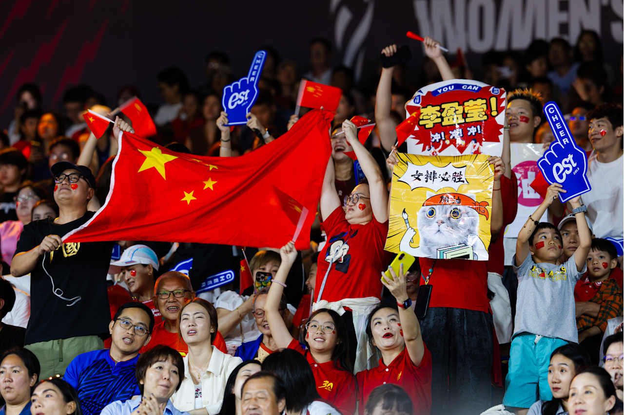 国际角逐中,中国队逆袭晋级 国际角逐中,中国队逆袭晋级