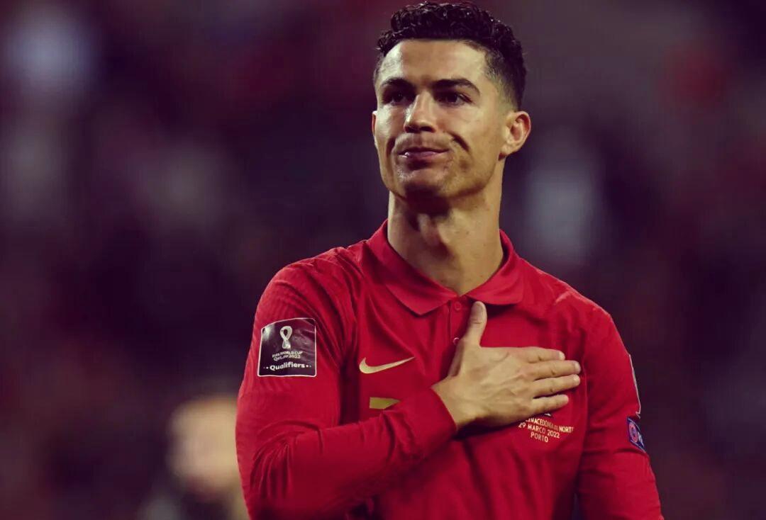 塞内加尔翻盘希腊，C罗点燃赛场