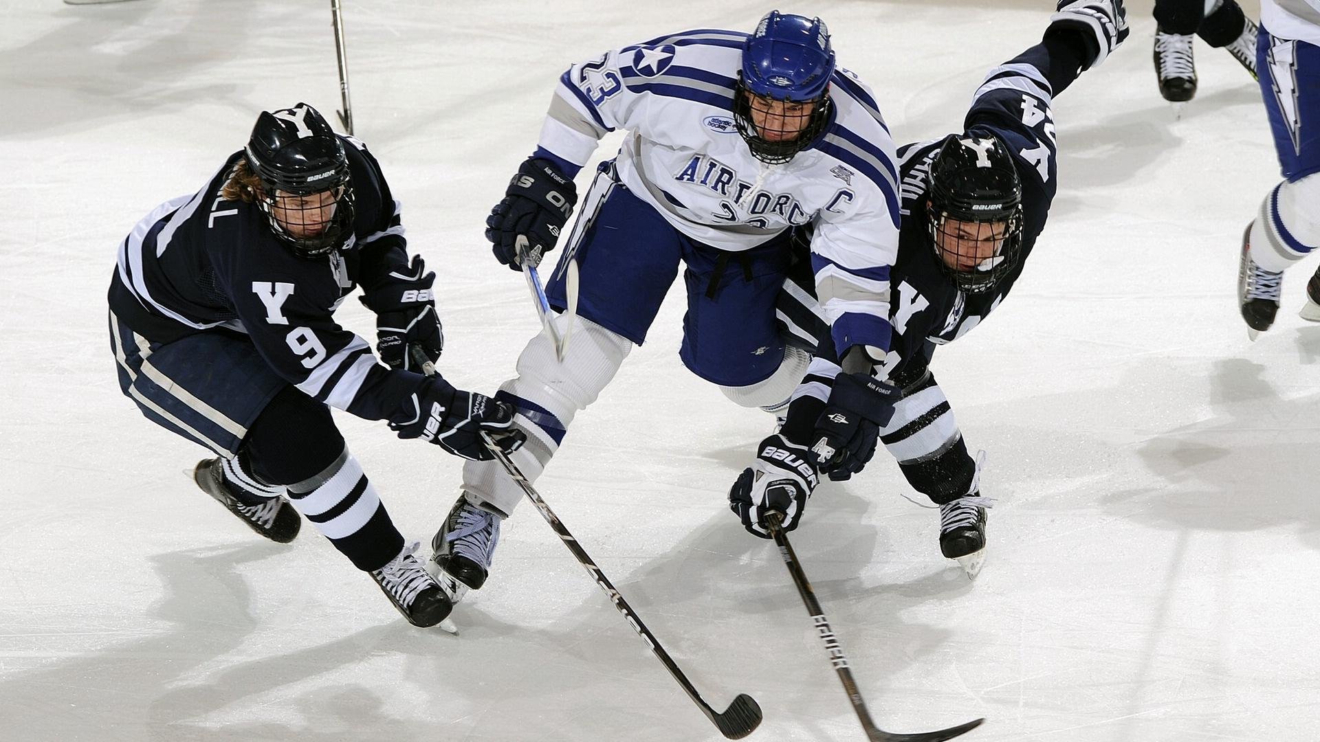 欧冠半决赛焦点战,里昂战术革新打穿国际米兰,一场颠覆预期的经典战役